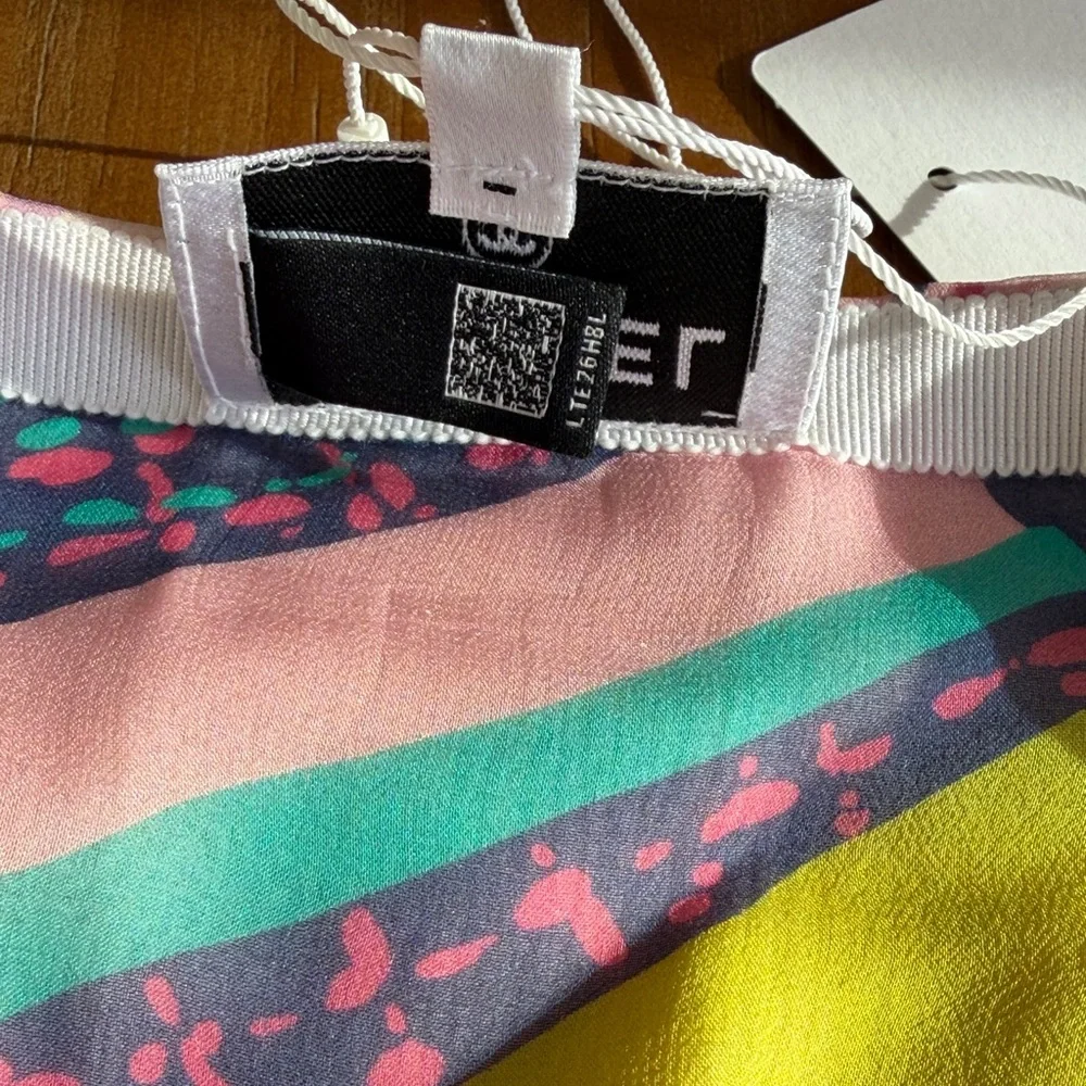 CHANEL LA Disco Barbie Cruise Collection Shorts - Picture 7 of 12